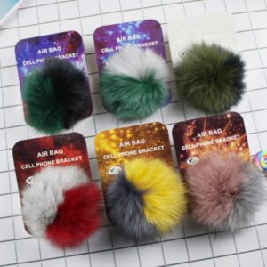 پایه نگه دارنده گوشی موبایل پاپ سوکت خز دار دو رنگ